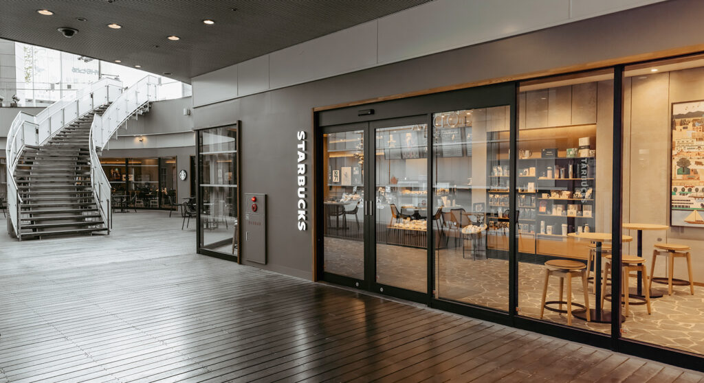 スターバックスメインビジュアル