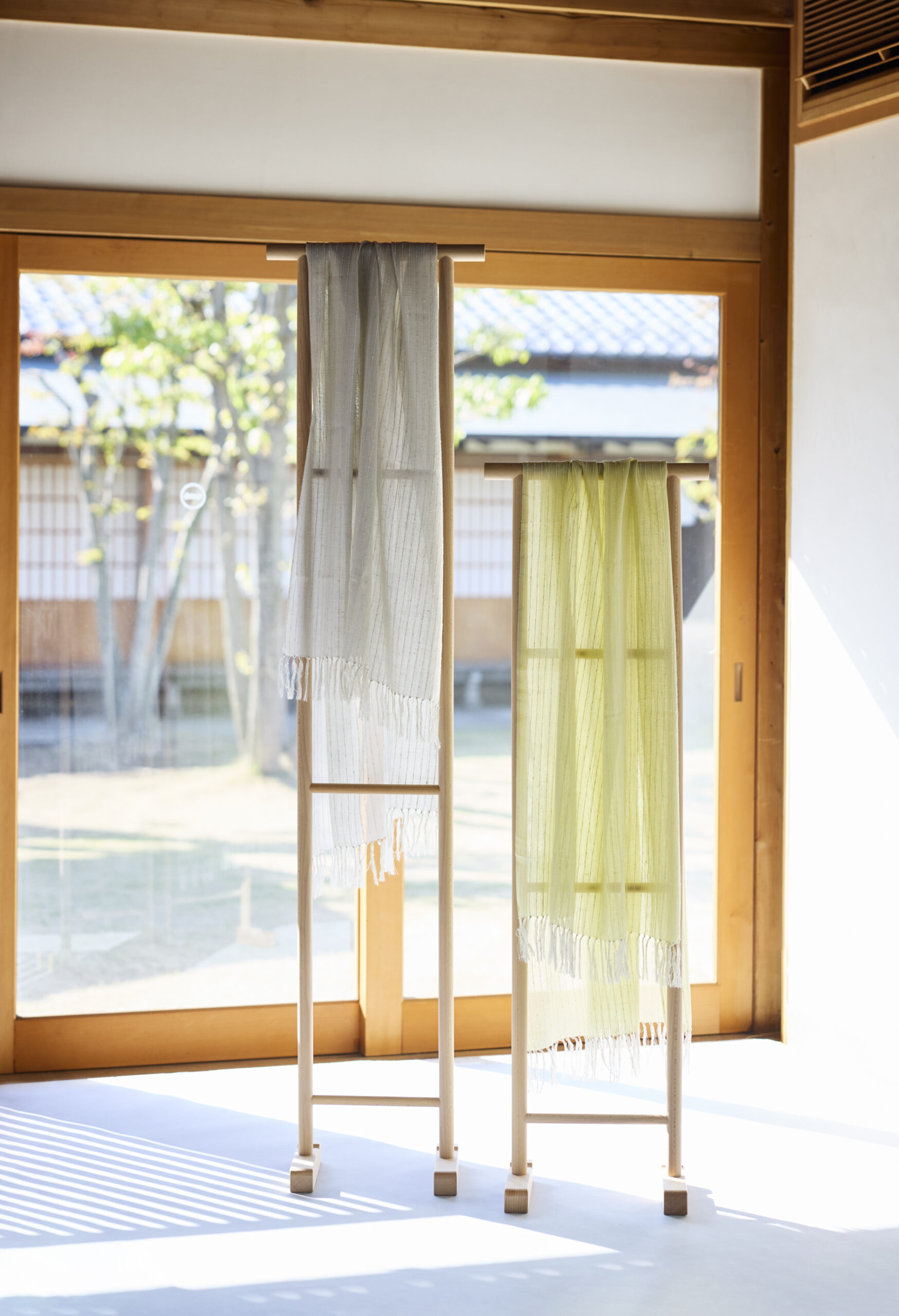 連休セール【着用1回美品】数量限定奥順別誂結城紬絵羽「きざし」 結城市＜奥順＞結城紬2025新作ショール・ウエア - 京成百貨店｜茨城県